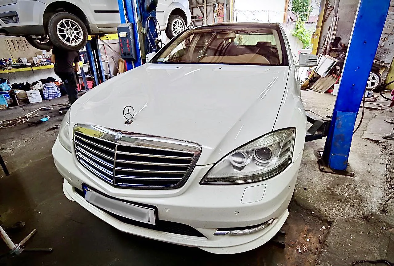 Mercedes-Benz S550 у нашому сервісі